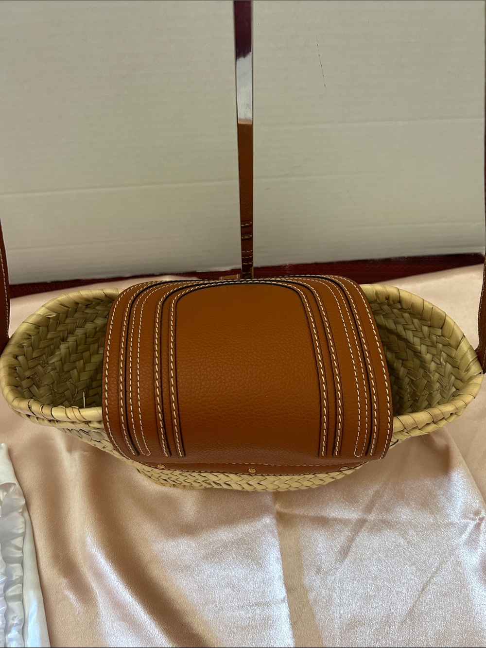New Chloe Raffia Marcie Bag-PRICE IS FIRM - Picture 12 of 14